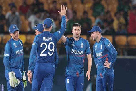 Prelude: March 13, 2015 - England and Afghanistan locked horns in a dead-rubber contest in the World Cup. The English players seemed to be bereft of belief as they trudged to the field after losing the crucial game versus Bangladesh. James Anderson, playing in his final ODI, seemed to be going through the motions.